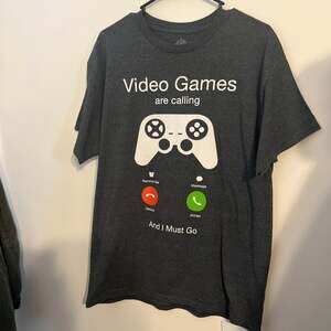 Video Games Are Calling Graphic T-Shirt Charcoal Grey Gamer Tee Size Large